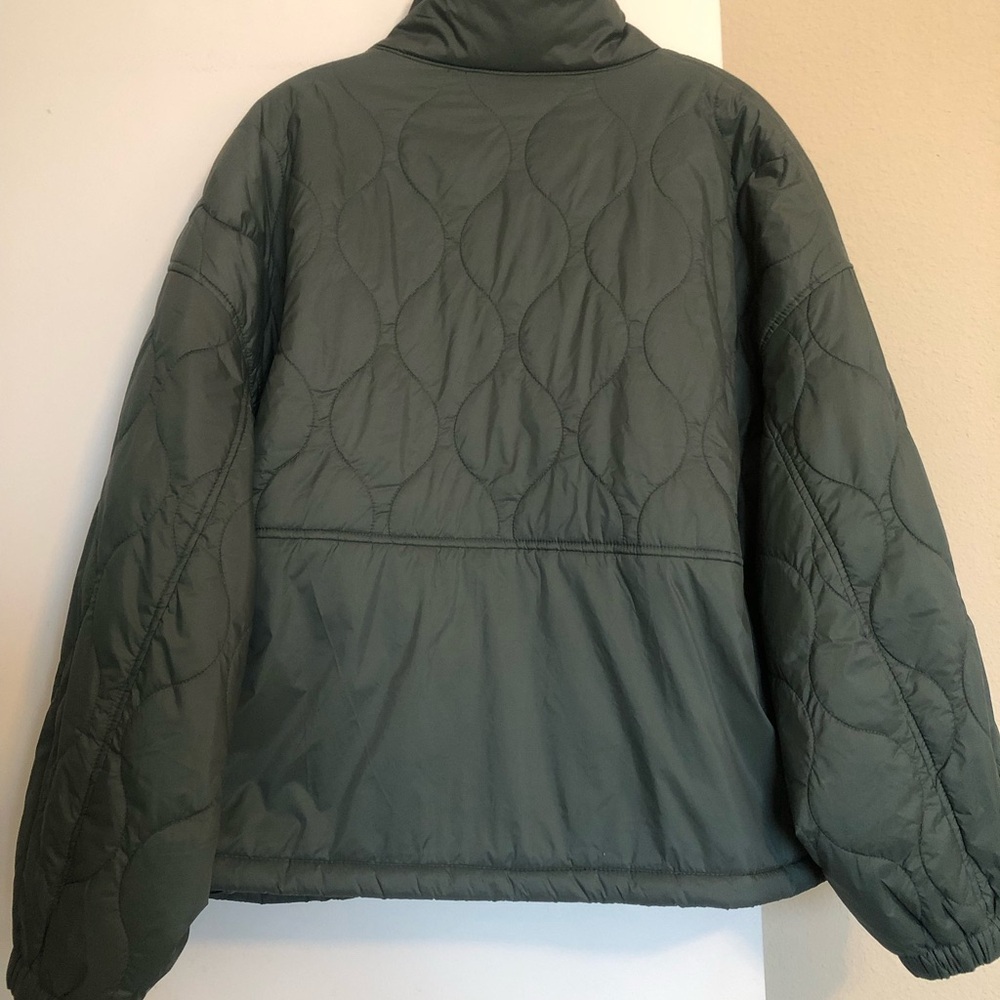 🦚Women's Green Puffer Packable Jacket NWOT - Picture 2 of 13